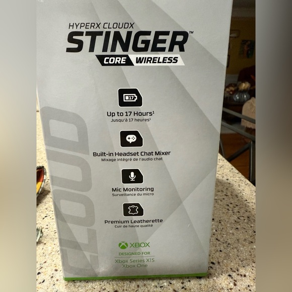 Hyper Stinger wireless headphones for Xbox 360 - Picture 2 of 2